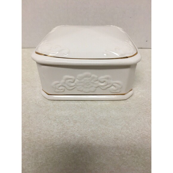 Paul Sebastian PS 1996 Limited Edition Ivory And Gold Trimmed  Trinket Box - Picture 1 of 6